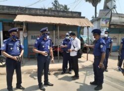 মহামারি করোনা ভাইরাস সংক্রমণ রোধে ভোলা জেলা পুলিশের অভিযান পরিচালনা করা হয়েছে।