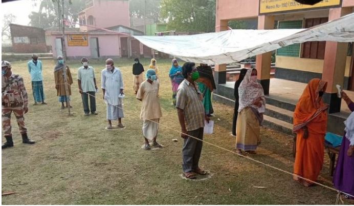 পশ্চিমবঙ্গে পঞ্চম দফার ভোটগ্রহণ শুরু