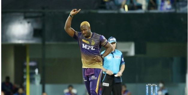 ১২ বলে ৫ উইকেট নিয়ে রাসেলের রেকর্ড