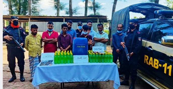 লক্ষ্মীপুরে ৫ মাদক ব্যবসায়ী ও ৪ সেবনকারী গ্রেফতার।