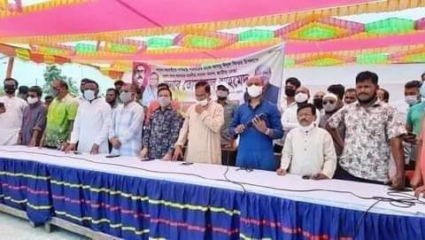 ভোলায় হতদরিদ্রদের মাঝে তোফায়েল আহমেদের খাদ্য সামগ্রী ও ঈদ উপহার বিতরণ।