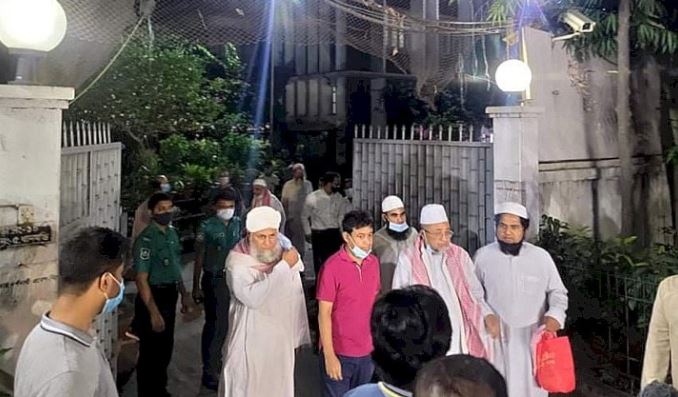 সাড়ে ৩ ঘণ্টার বৈঠকে স্বরাষ্ট্রমন্ত্রীর কাছে হেফাজতের ৪ দাবি