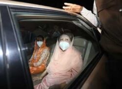 হাসপাতালে করোনা সংক্রমণের ঝুঁকি, তাই বাসায় আনা হয়েছে খালেদা জিয়াকে।