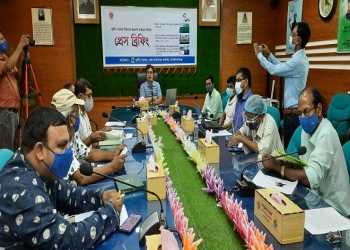 ১০০ জাতের আম নিয়ে গবেষণার পুস্তক প্রকাশ!