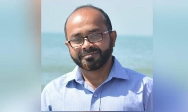 সত্যটা এখানে-ই…লেখক ও সাংবাদিক-এস এম আওলাদ হোসেন।