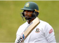 টেস্ট ক্রিকেটকে বিদায় জানালেন মাহমুদউল্লাহ