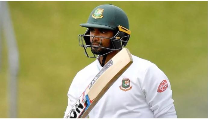 টেস্ট ক্রিকেটকে বিদায় জানালেন মাহমুদউল্লাহ