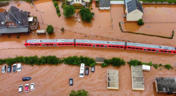 জার্মানিতে আকস্মিক বন্যায় ৬০ জনের মৃত্যু