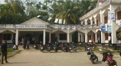 লক্ষ্মীপুরের রায়পুরে চুরি ঠেকাতে রাত জেগে গ্রামবাসীর পাহারা