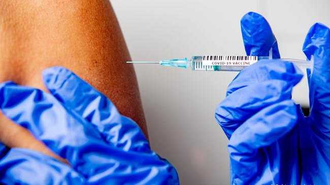 দেশে করোনা টিকার বুস্টার ডোজ প্রয়োগ শুরু