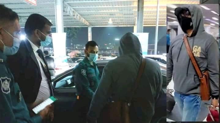 লুকিয়ে’পিছনের দরজায় পলাতকের মতই বিমানবন্দর ছাড়লেন ডা. মুরাদ।