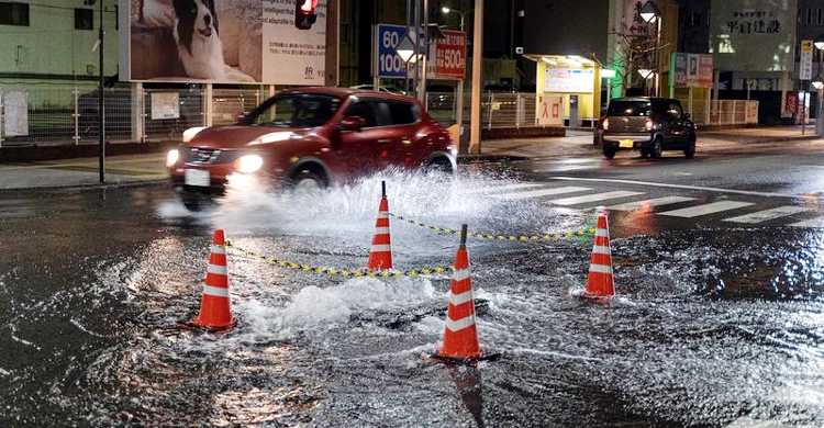 ভূমিকম্পে কাঁপলো এশিয়ার ৬ দেশ