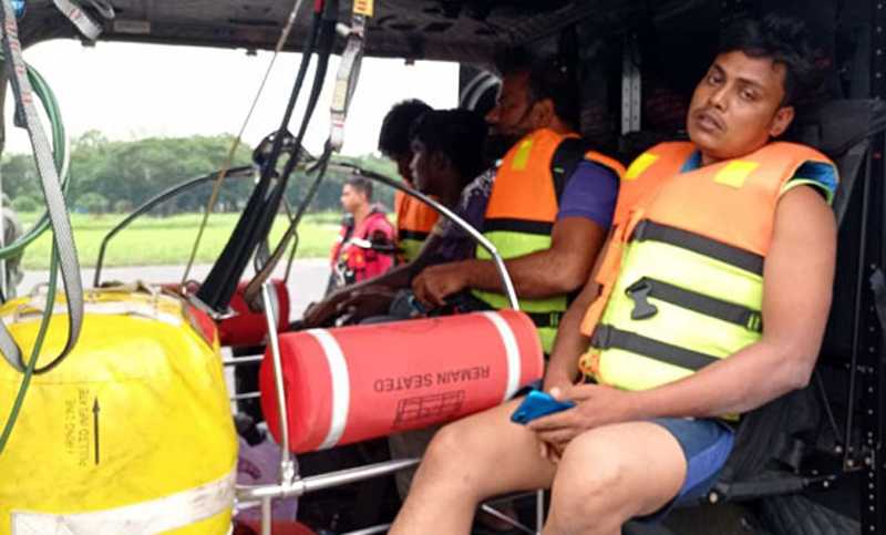 বঙ্গোপসাগরে জাহাজডুবি; নিখোঁজ ১৩ ক্রু উদ্ধার