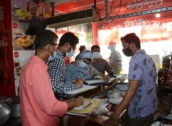 ঢাকার বিভিন্ন জায়গায় অস্বাস্থ্যকর পরিবেশে খাবার প্রস্তুত, ভ্রাম্যমান আদালতের জরিমানা