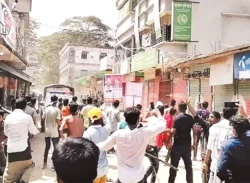 বিএনপি ও অঙ্গ সংগঠনের কর্মসূচি ঘিরে পুলিশের সাথে ছড়িয়ে পড়ছে সংঘাত আহত ৩ শতাধিক। 