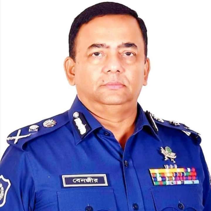 অবসরে যাচ্ছেন বেনজীর আহমেদ