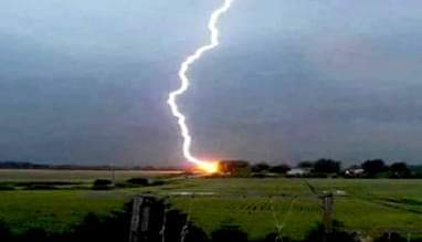 লক্ষ্মীপুরে বজ্রপাতে কৃষকের মৃত্যু