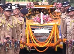 আইজিপি ড. বেনজীর আহমেদকে আনুষ্ঠানিক বিদায়