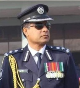 র‍্যাবের ডিজি হিসেবে দায়িত্ব নিলেন এম খুরশীদ হোসেন