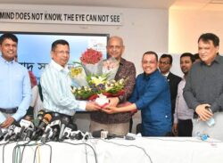 সুস্থ্য হওয়ায় কৌতুক অভিনেতা রনিকে শুভেচ্ছা জানালেন আইজিপি