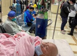 চীনে ৮০ শতাংশ মানুষ করোনায় আক্রান্ত