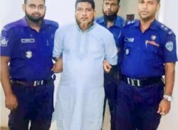 লক্ষ্মীপুরের বড় ভাইকে হত্যার ঘটনায় প্রধান আসামি দেলোয়ার মৃধা ও দুই নারী গ্রেফতার