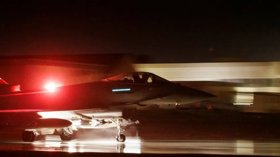 ইয়েমেনে হুথিদের ওপর নতুন করে হামলা শুরু করেছে যুক্তরাষ্ট্র ও যুক্তরাজ্য