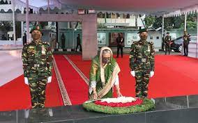 বঙ্গবন্ধুর প্রতিকৃতিতে শ্রদ্ধা জানালেন শেখ হাসিনা