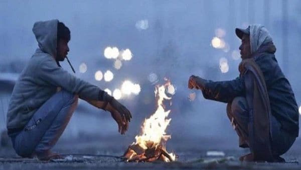 বাংলাদেশ জুড়ে বইছে হিমেল হাওয়া: শীত কমবে কবে?