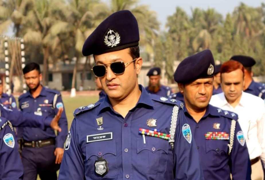 ১২০ টাকায় পুলিশে নিয়োগের প্রতিশ্রুতি দিলেন লক্ষ্মীপুরের পুলিশ সুপার