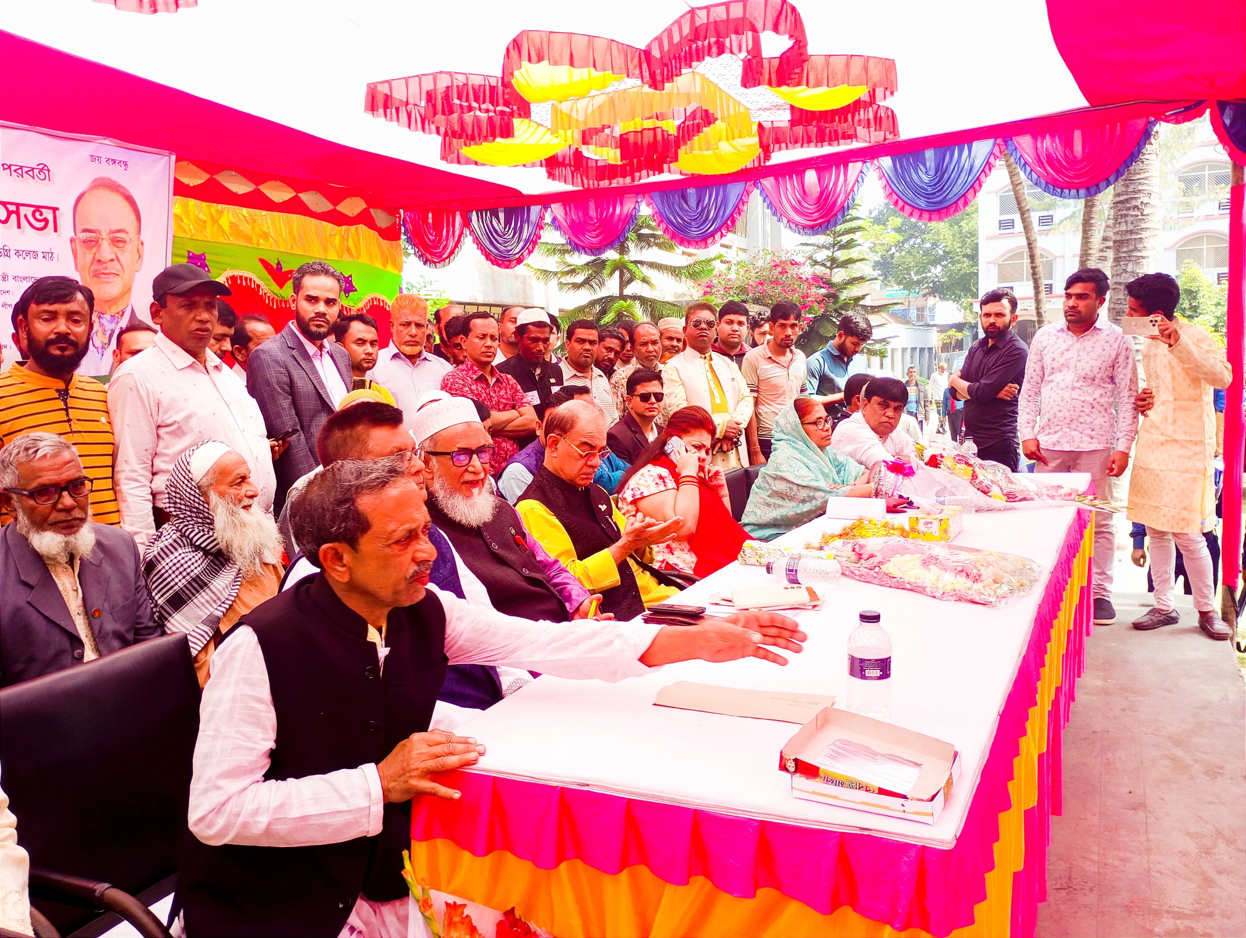 কাশিয়ানীতে বেসামরিক  বিমান পরিবহন ও পর্যটন মন্ত্রী মুহাম্মদ ফারুক খান (এমপি)র মতবিনিময় সভা অনুষ্ঠিত।