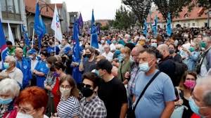 জনরোষে হাঙ্গেরির প্রেসিডেন্টের পদত্যাগ