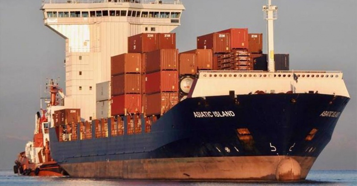 ভারতের বন্দরকর্মীরা ইসরায়েলিদের অস্ত্র জাহাজে তুলতে অস্বীকৃতি জানিয়েছে