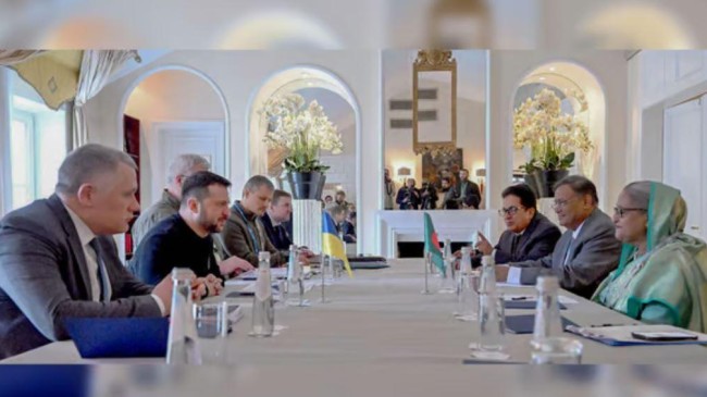 যুদ্ধ বন্ধের উপায় খুঁজে বের করার আহ্বান জানিয়েছেন প্রধানমন্ত্রী শেখ হাসিনা