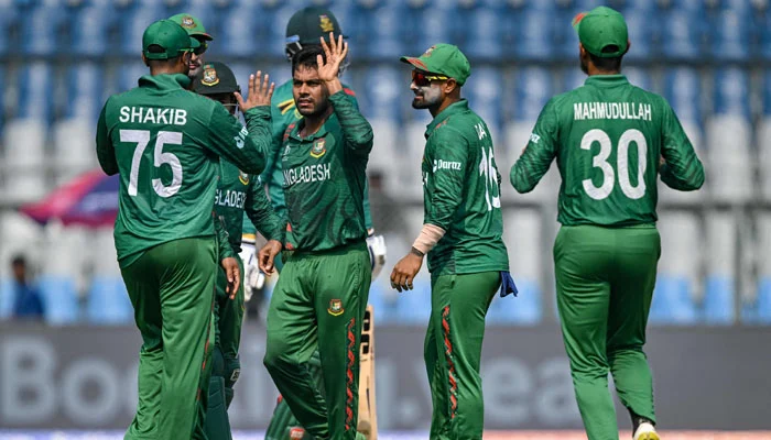 সব মিলিয়ে ২ পরিবর্তন নিয়ে ফিল্ডিংয়ে বাংলাদেশ