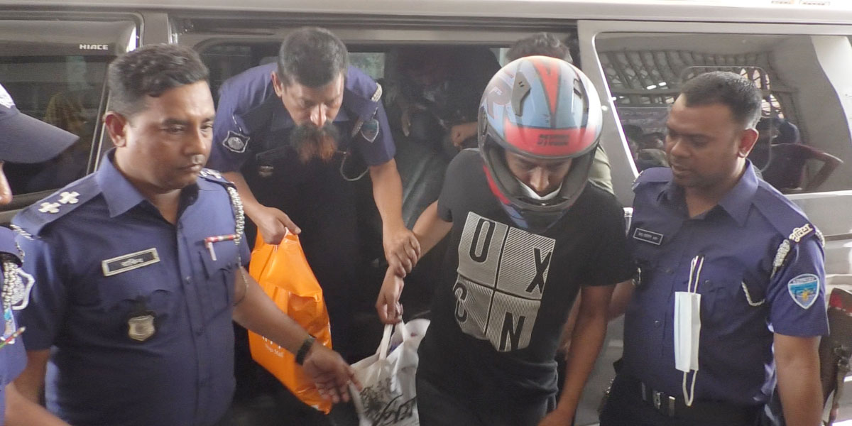 (জবি) শিক্ষার্থী অবন্তিকার আত্মহত্যা: রিমান্ড শেষে কারাগারে সহকারী প্রক্টর দ্বীন ইসলাম