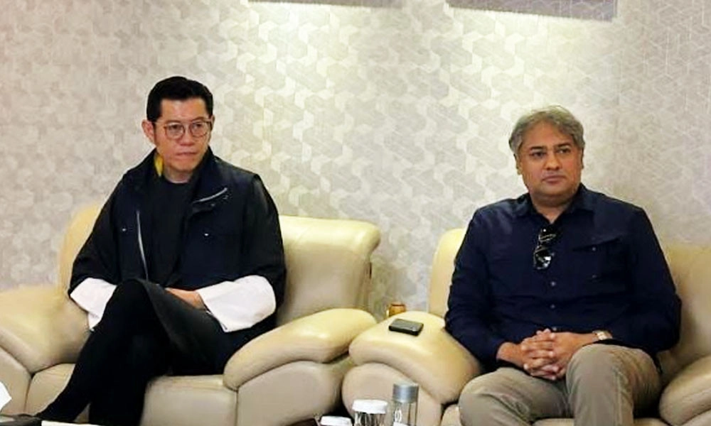 রাজার সঙ্গে ভুটান সফরে গেলেন তথ্য প্রতিমন্ত্রী