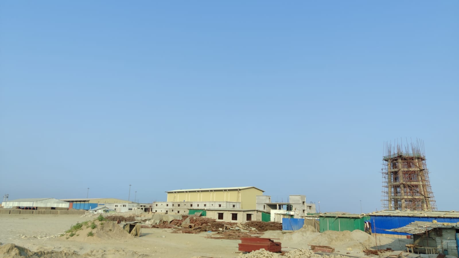 পায়রা বন্দরে মাসে ৩০ লাখ টাকা চাঁদা না দেওয়ায় ছাত্রলীগের হামলায় উন্নয়ন কাজ বন্ধ, প্রকৌশলীসহ আহত-৫ জন।