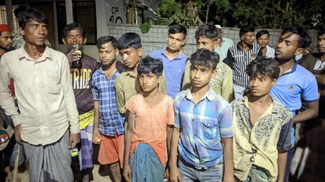 মুক্তিপণ দিয়ে ফেরত এলো টেকনাফে অপহৃত ১০ জন