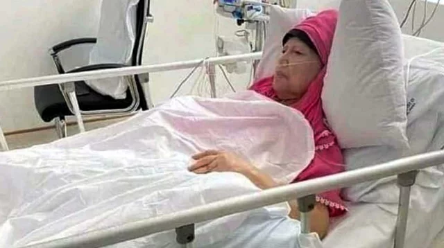 খালেদা জিয়া এভারকেয়ারের সিসিইউতে ভর্তি