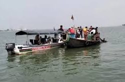 ভৈরবে নৌকাডুবির ঘটনায় ৬ জনের লাশ উদ্ধার, নিখোঁজ আছেন ৩ জন।