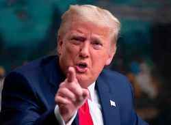 প্রেসিডেন্ট নির্বাচিত না করলে যুক্তরাষ্ট্রে রক্তপাতের হুঁশিয়ারি ডোনাল্ড ট্রাম্পের