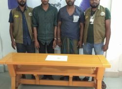 পটুয়াখালীতে ডিবি পুলিশের অভিযানে ৫১ পিচ ইয়াবাসহ ০২ জন মাদক কারবারী গ্রেফতার।