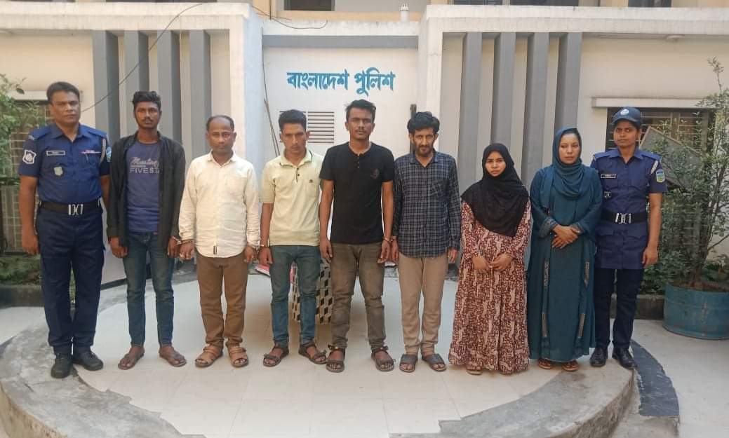 গত ২৪ ঘন্টা ময়মনসিংহ  কোতোয়ালি মডেল থানা অভিযান চালিয়ে গ্রেফতার করে  ১০ জন।