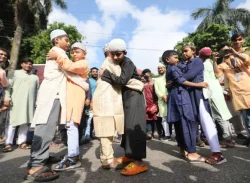 সরাদেশ ঈদের আনন্দে মুখরিত