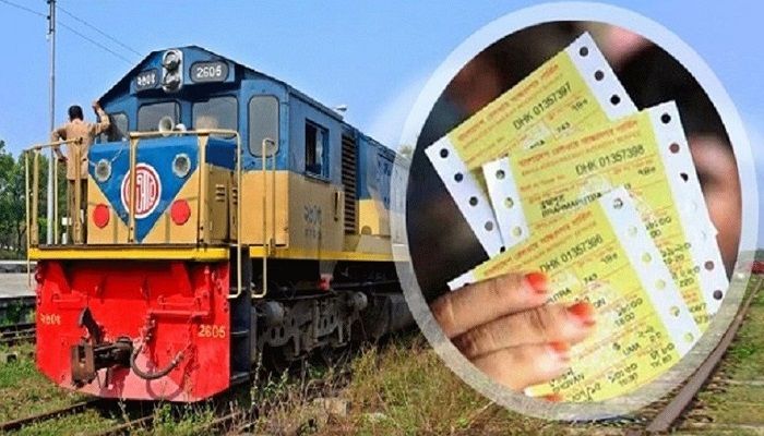ঈদযাত্রার শুরুতেই ট্রেনের শিডিউল বিপর্যয়