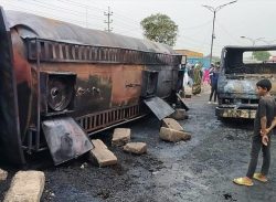 সাভারের হেমায়েতপুরে তেলবাহী লরি উল্টে ৫ গাড়িতে আগুন, ৩ জন দগ্ধ নিহত ১