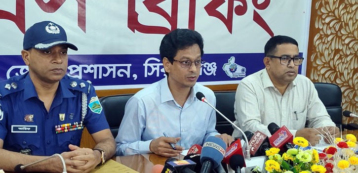 অসৎ উদ্দেশ্যে প্রার্থীর পক্ষে গোপন বৈঠক, হোতাসহ ৫ প্রিসাইডিং অফিসার গ্রেপ্তার