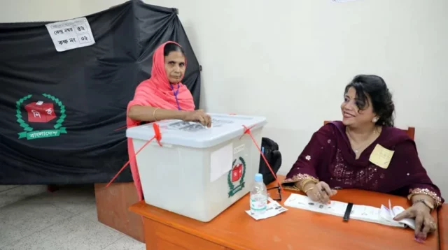 উপজেলা পরিষদে নির্বাচন  দ্বিতীয় ধাপের ভোট গ্রহণ শুরু