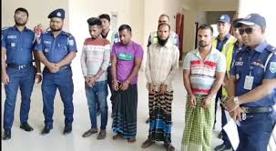 দিনাজপুরে পিকআপসহ  ডাকাত চক্রের ৪ জন সদস্য গ্রেফতার